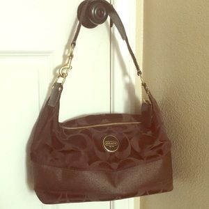 Coach bag very beautiful worn once or twice,excellent condition